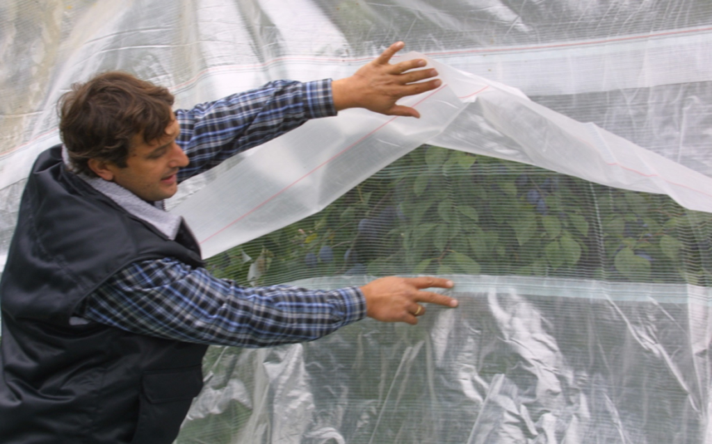 double layer structure for ventilation